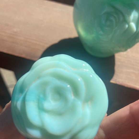 Vintage 1Avon Green/Teal Jade Decanter pitcher with bowl and powder satchel - Picture 11 of 11